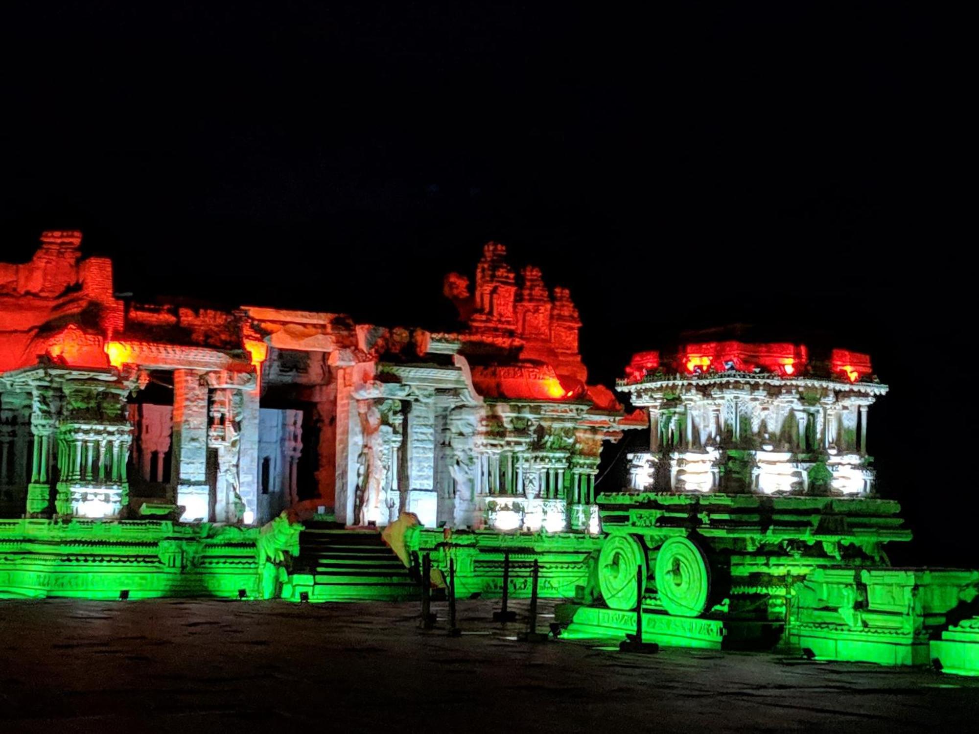 Hotel Varsha Hampi Exterior photo